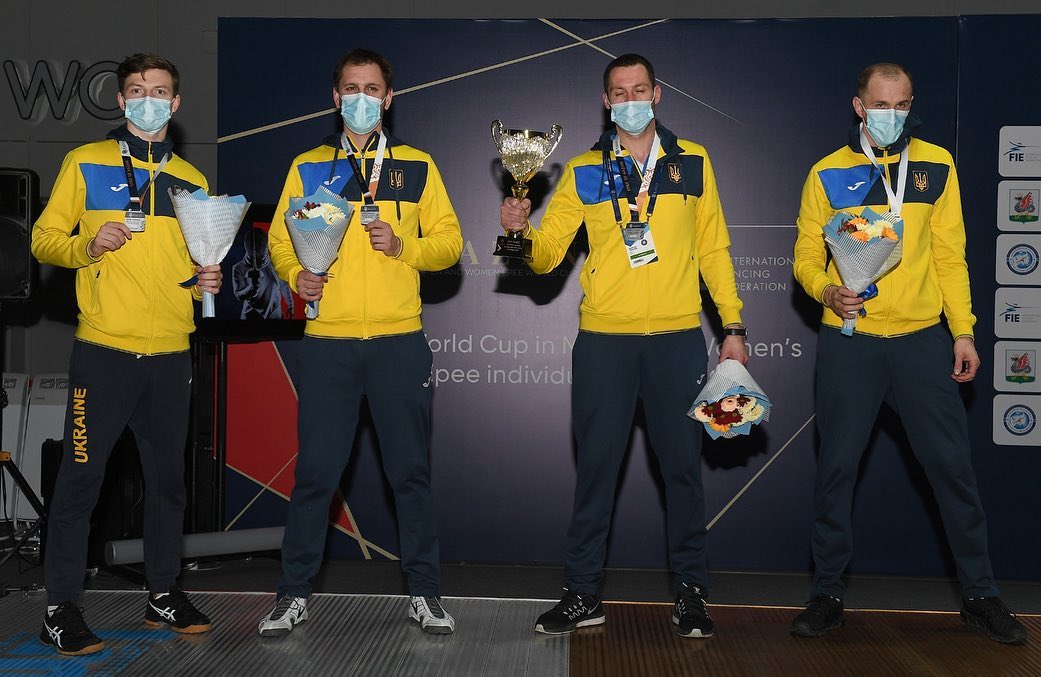 Украинские шпажисты завоевали серебро этапа Кубка Мира