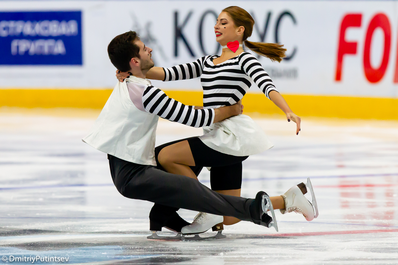 Фигуристы Александра Назарова и Максим Никитин заняли 2-е место на международном турнире