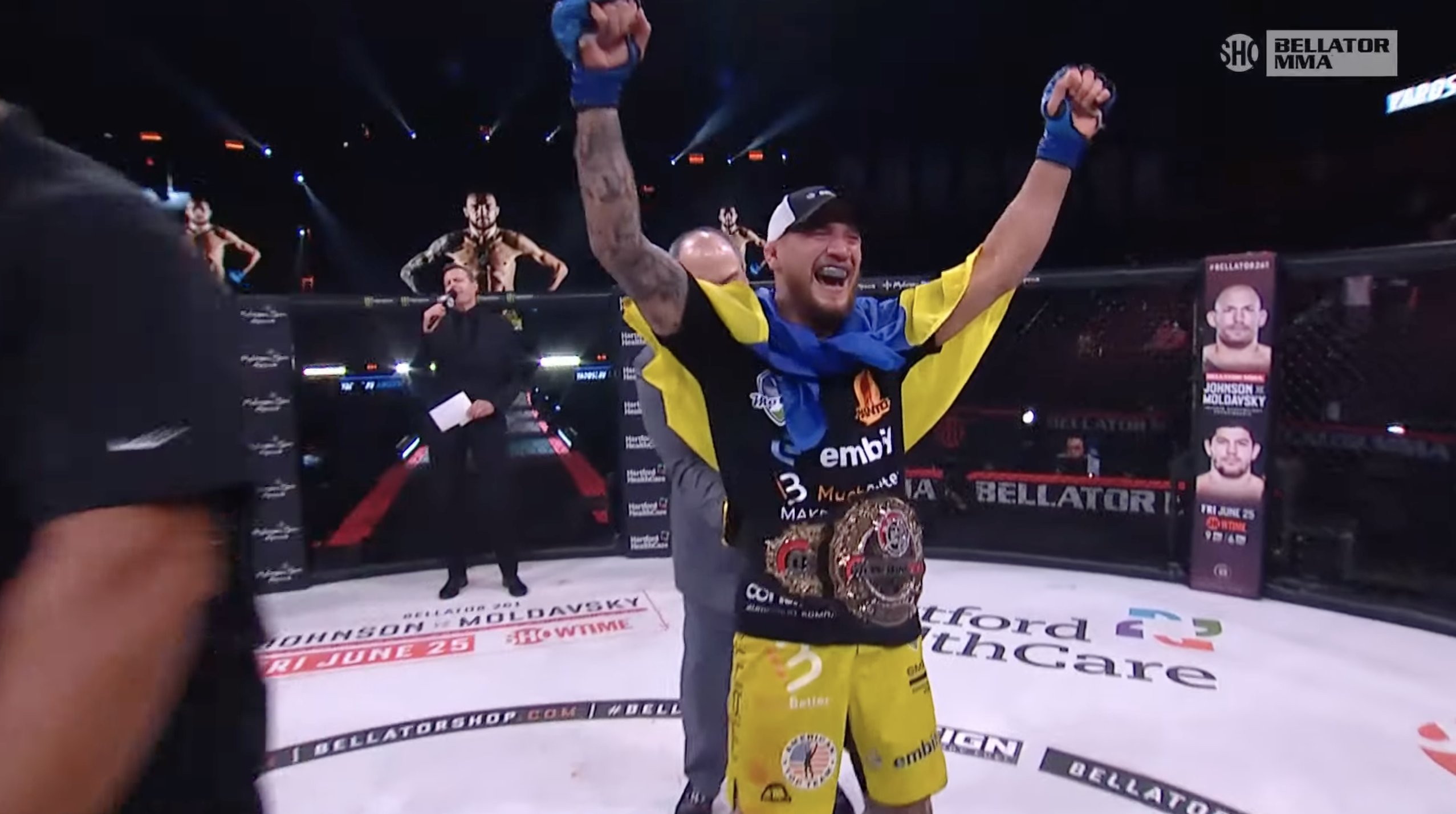 Ярослав Амосов став чемпіоном світу Bellator MMA