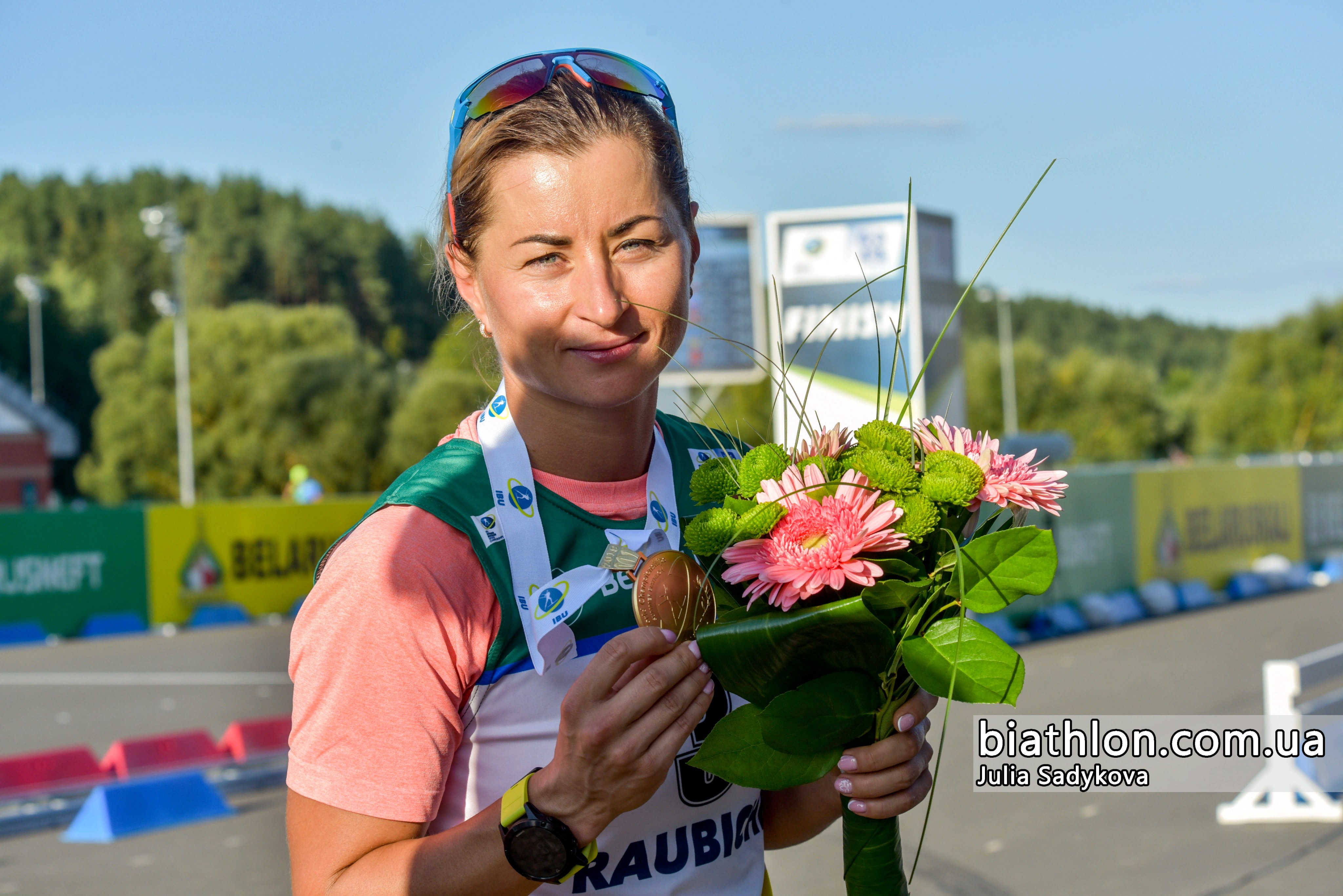 Валентина Семеренко заняла 1-е место в супер-спринте на летнем чемпионате мира по биатлону
