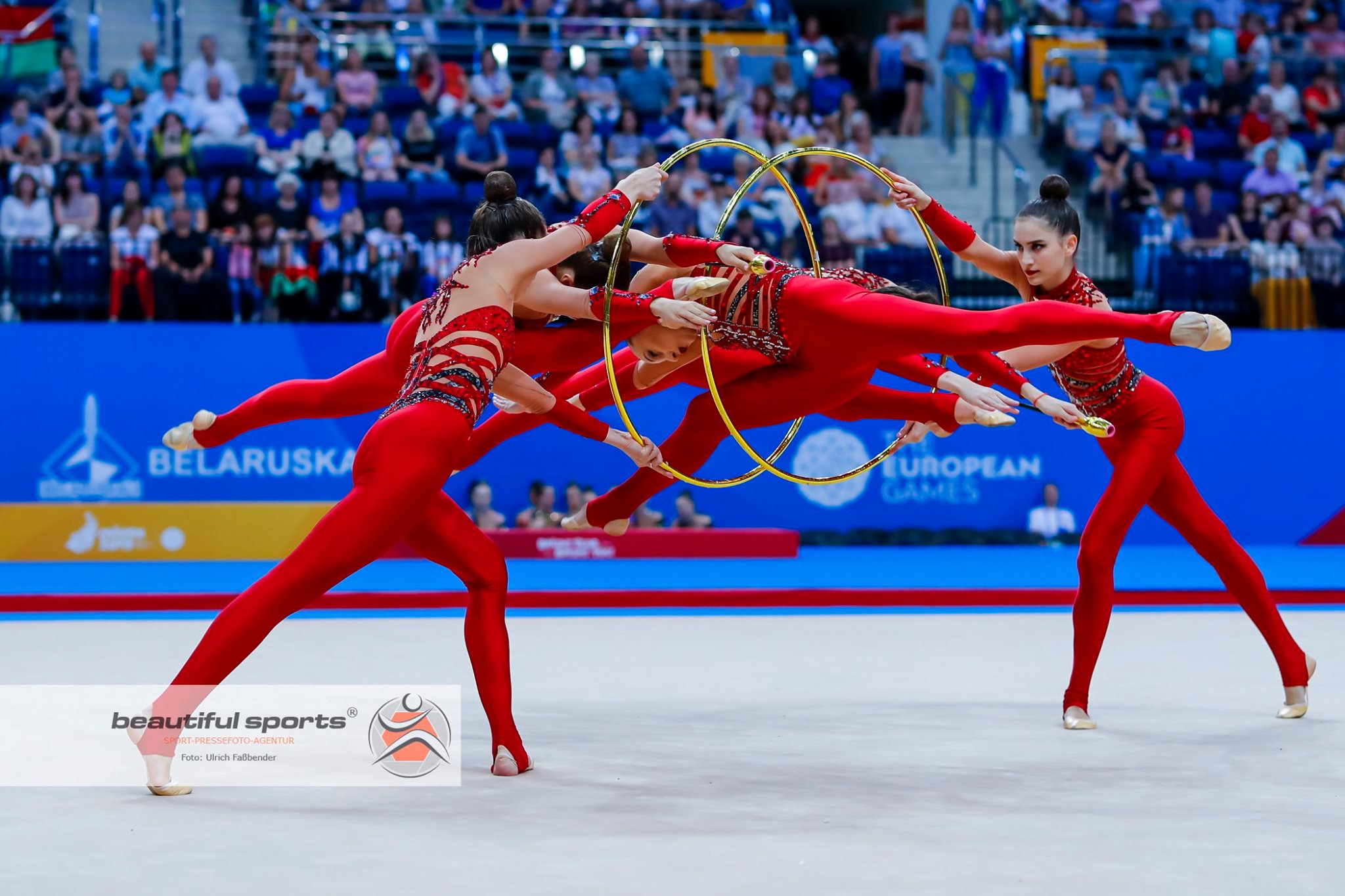 Сборная Украины по художественной гимнастике заняла 3-е место в упражнениях с обручами и булавами на Кубке вызова