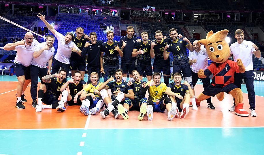 Збірна України вийшла у плей-офф чемпіонату Європи